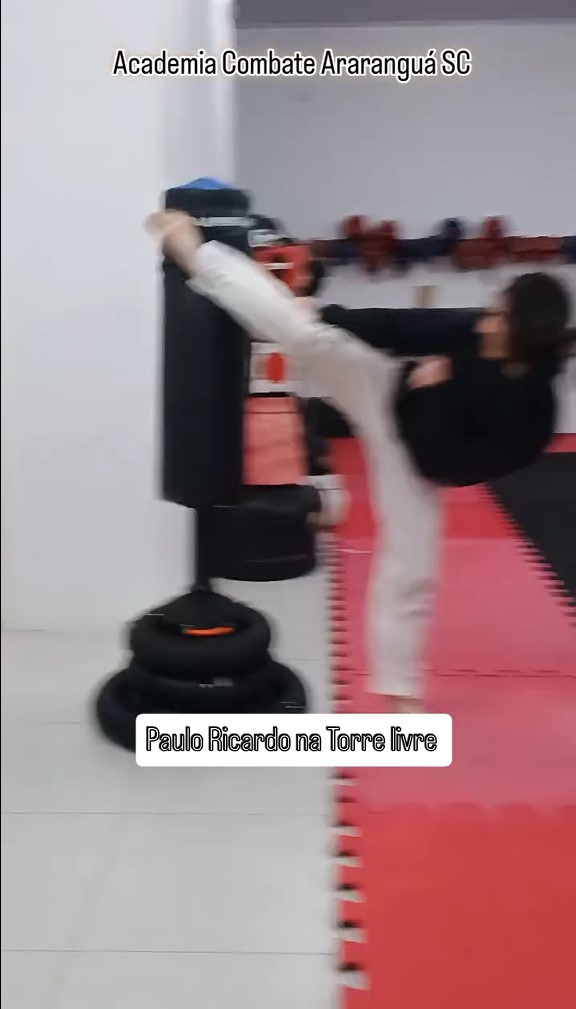 Vídeo de demonstração de técnicas de Taekwondo